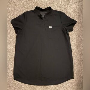 FIGS Kitale Black Maternity Scrub Top Women's Size S Style W21SW1012